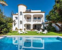 Rynek wtórny - Villa - Marbella - San Pedro de Alcántara