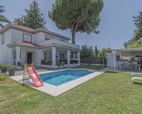 Rynek wtórny - Villa - Marbella - San Pedro de Alcántara