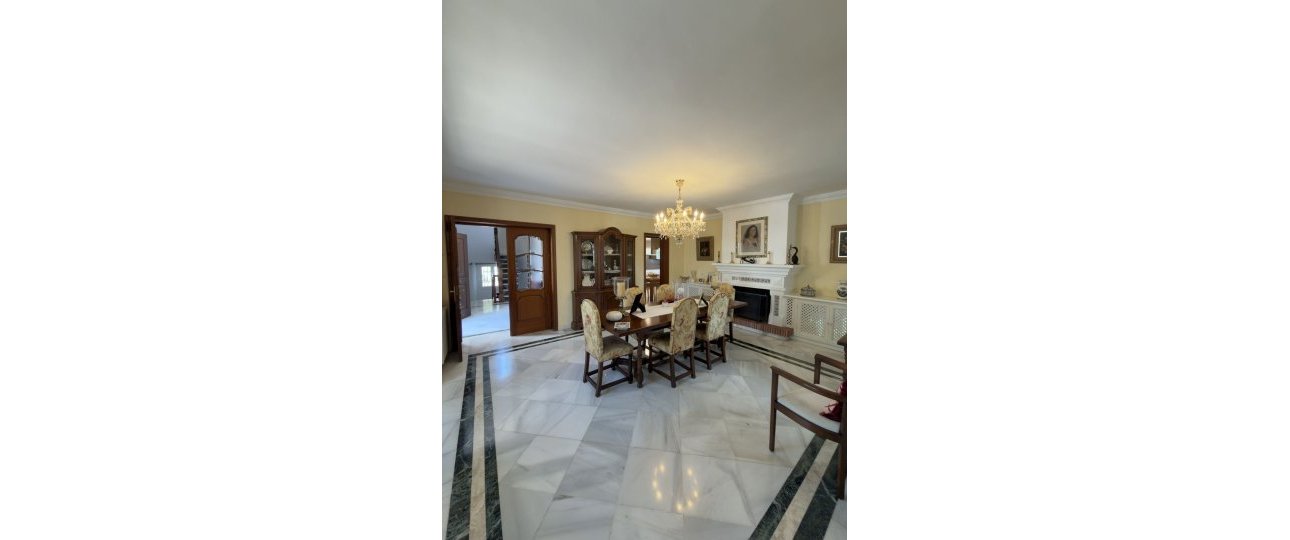 Rynek wtórny - Villa - Marbella - San Pedro de Alcántara