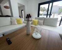 Rynek wtórny - Villa - Marbella - San Pedro de Alcántara