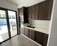 Rynek wtórny - Villa - Marbella - San Pedro de Alcántara