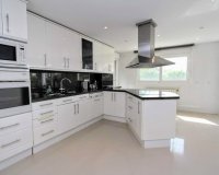 Rynek wtórny - Villa - Marbella - San Pedro de Alcántara