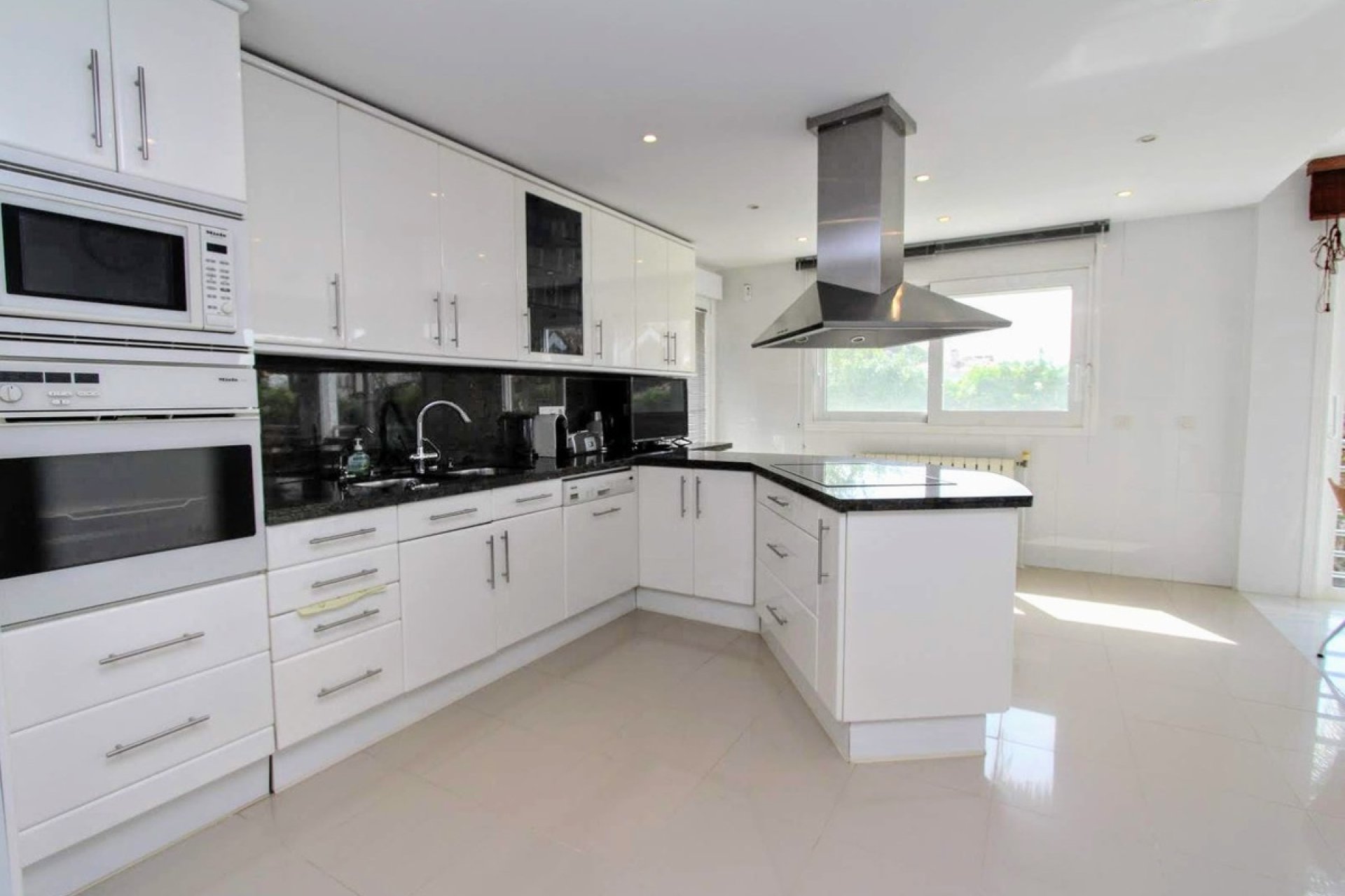 Rynek wtórny - Villa - Marbella - San Pedro de Alcántara