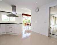 Rynek wtórny - Villa - Marbella - San Pedro de Alcántara
