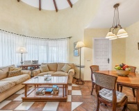 Rynek wtórny - Villa - Marbella - San Pedro de Alcántara