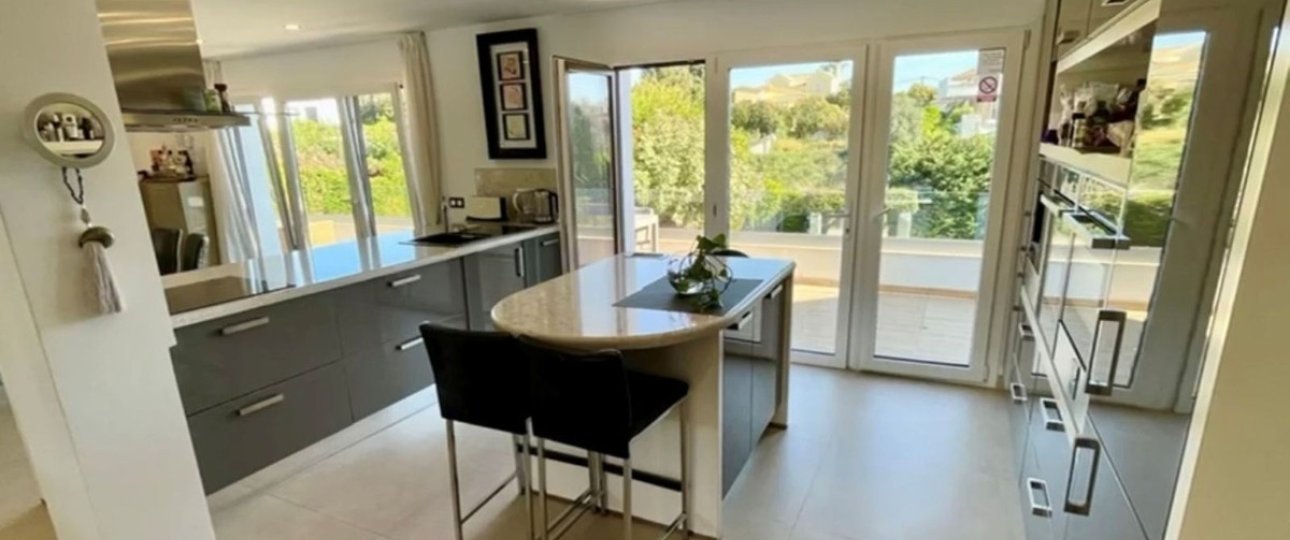 Rynek wtórny - Villa - Marbella - San Pedro de Alcántara