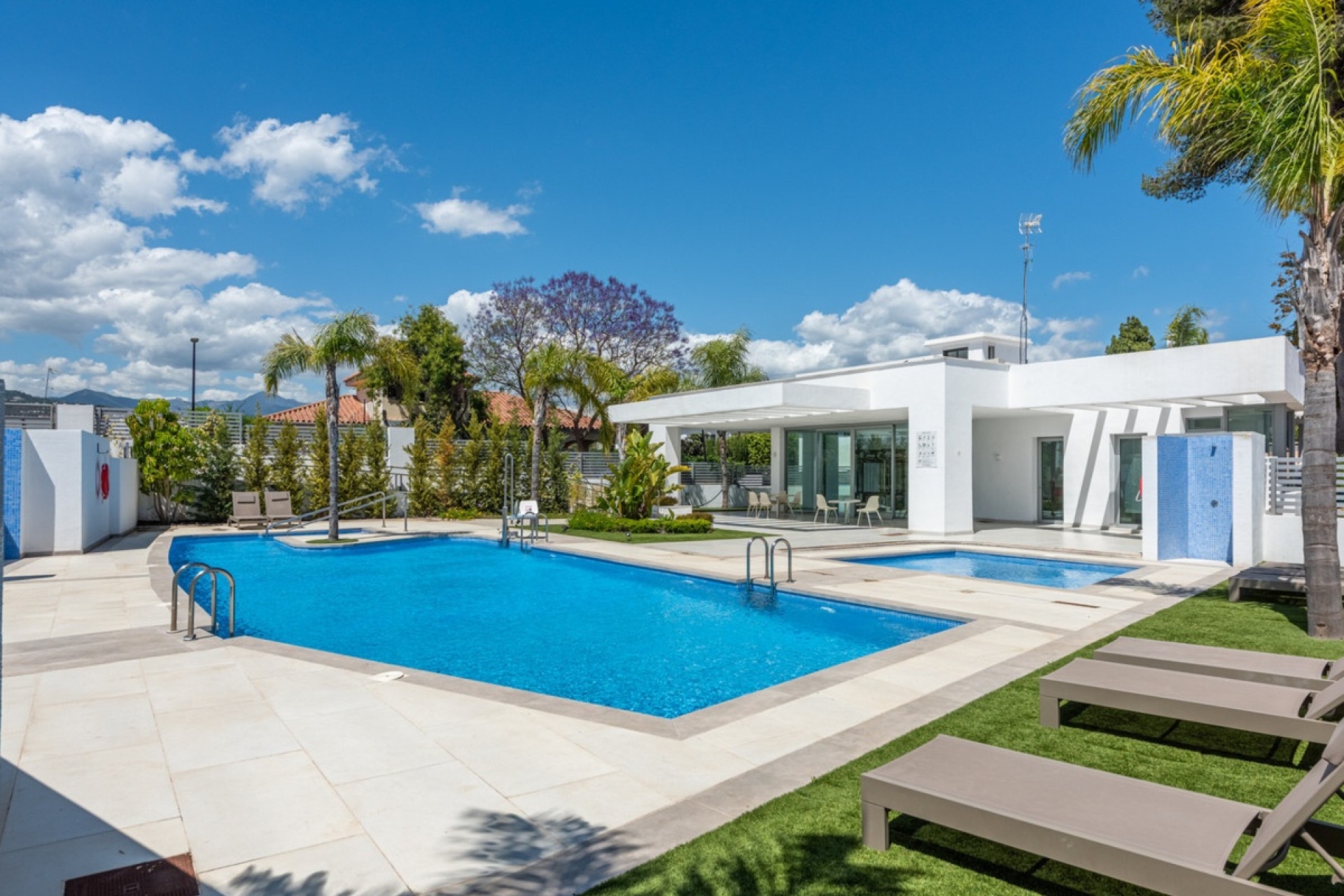 Rynek wtórny - Villa - Marbella - San Pedro de Alcántara