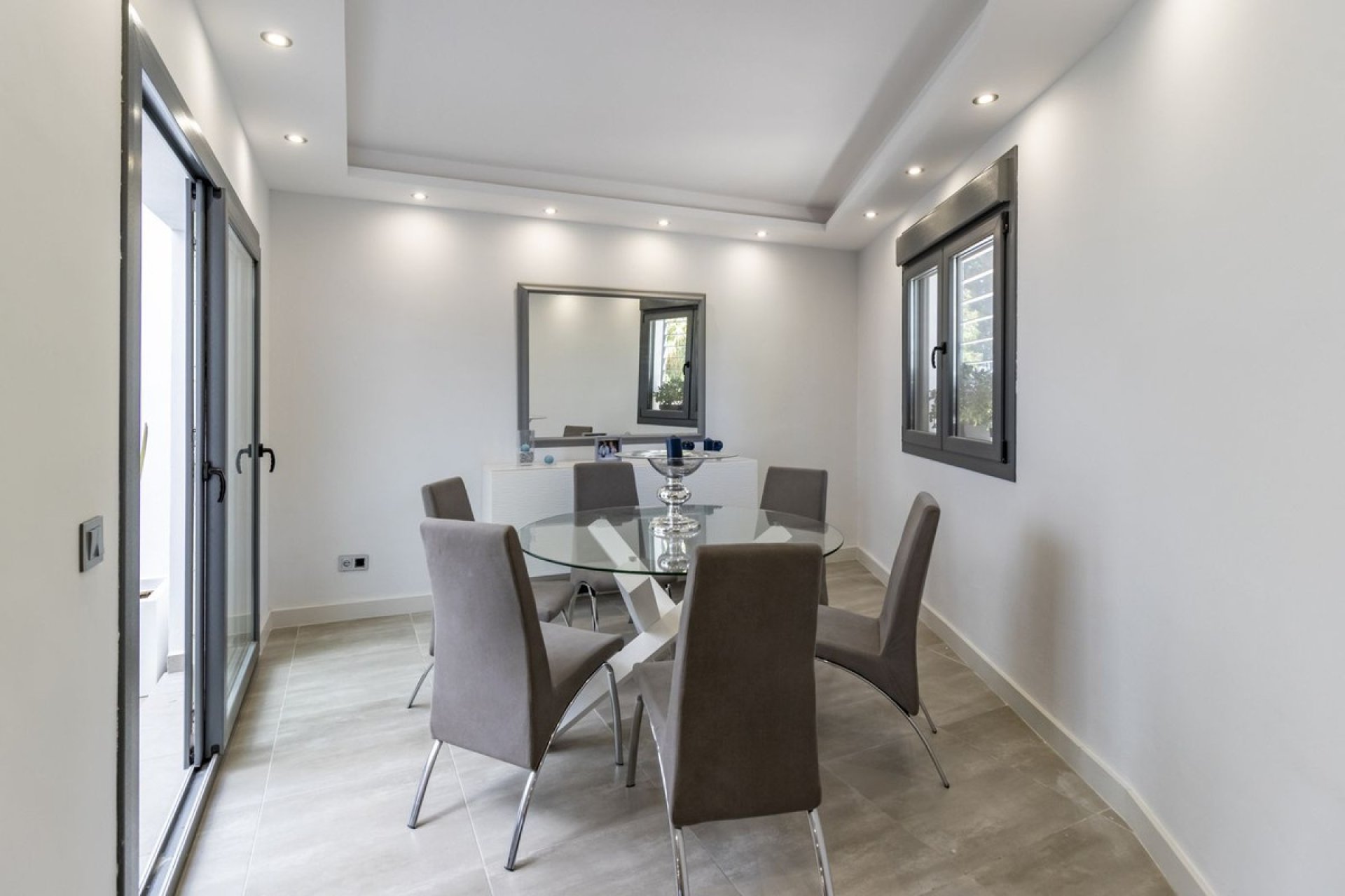 Rynek wtórny - Villa - Marbella - San Pedro de Alcántara