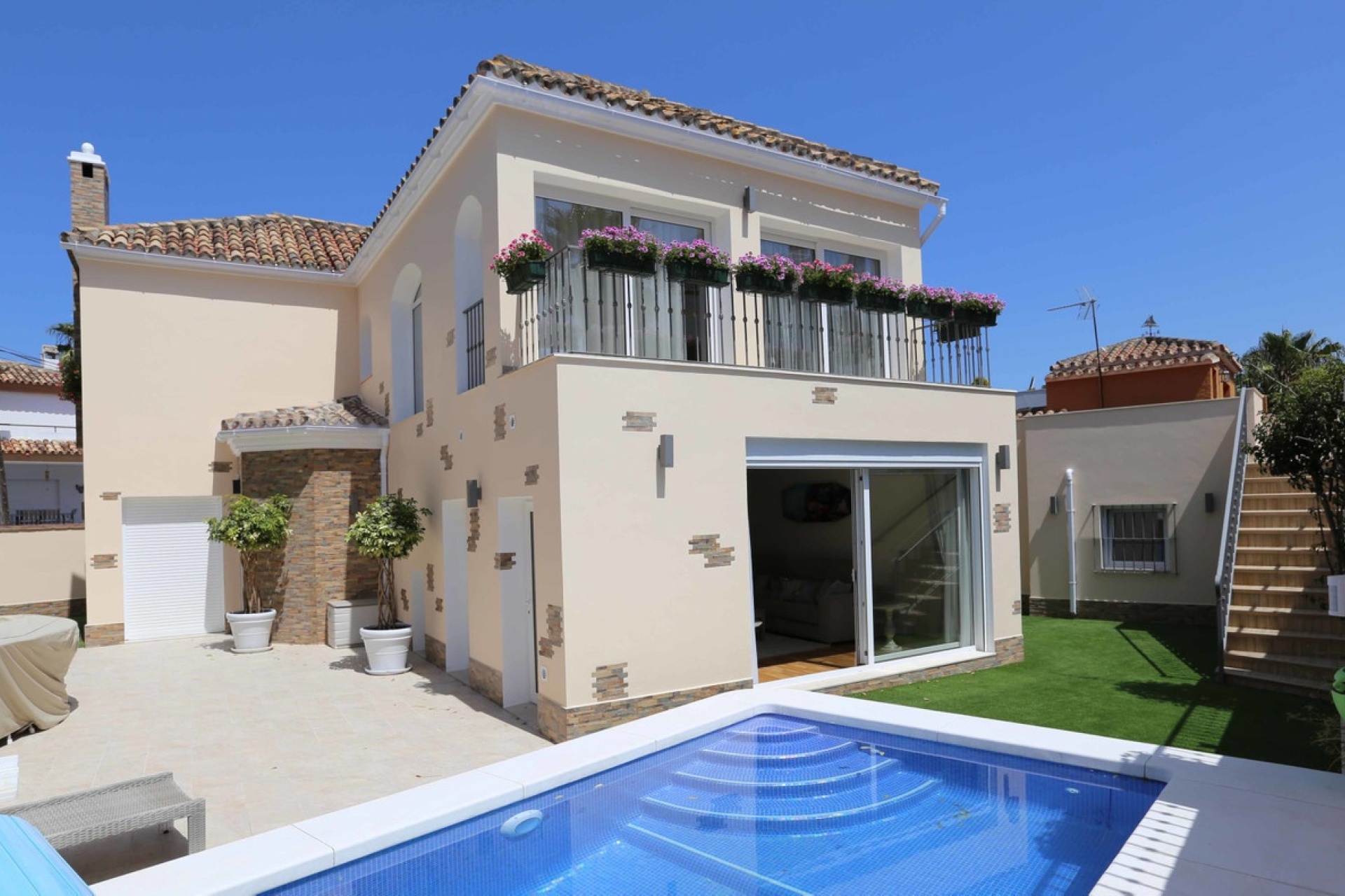 Rynek wtórny - Villa - Marbella - San Pedro de Alcántara