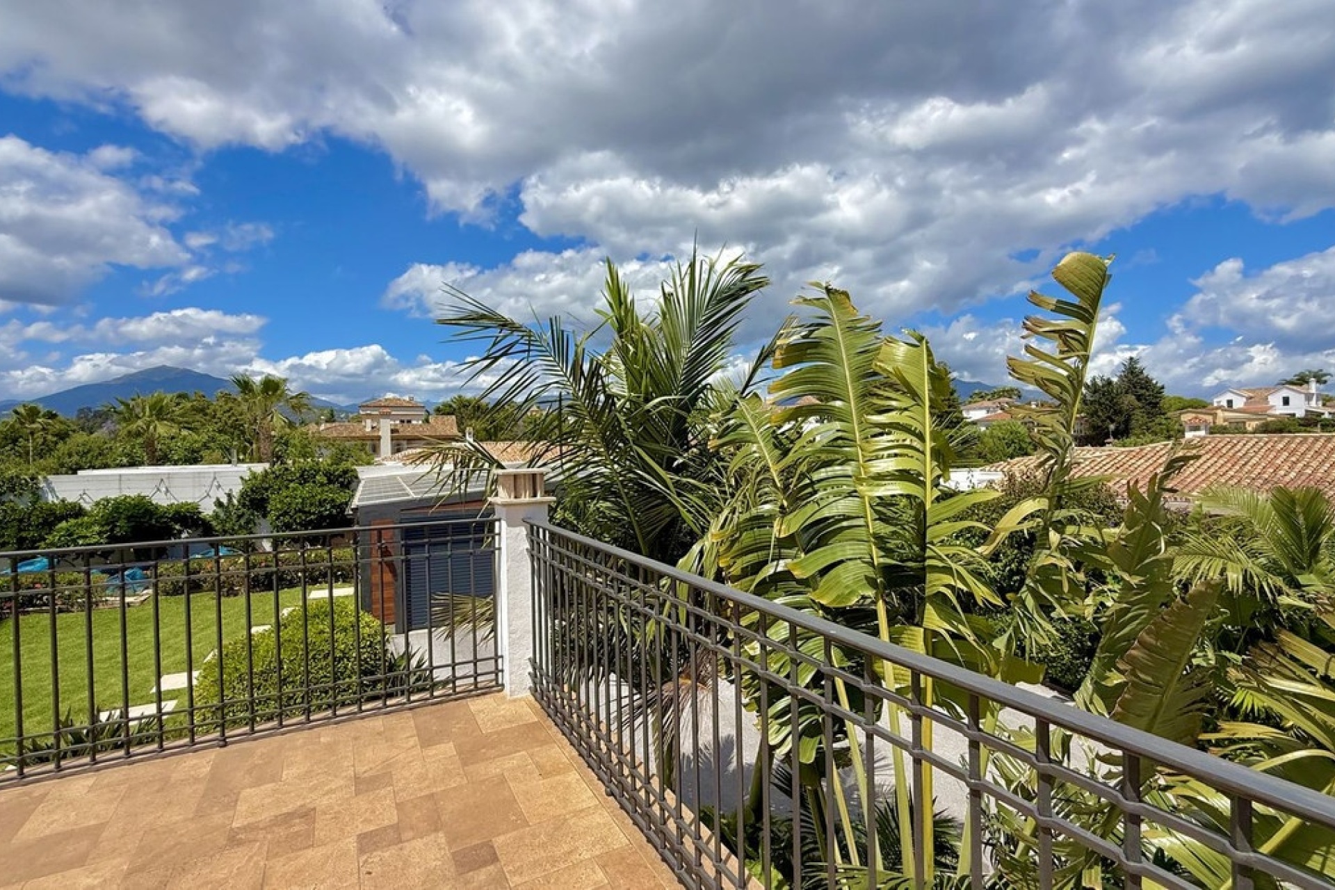 Rynek wtórny - Villa - Marbella - San Pedro de Alcántara