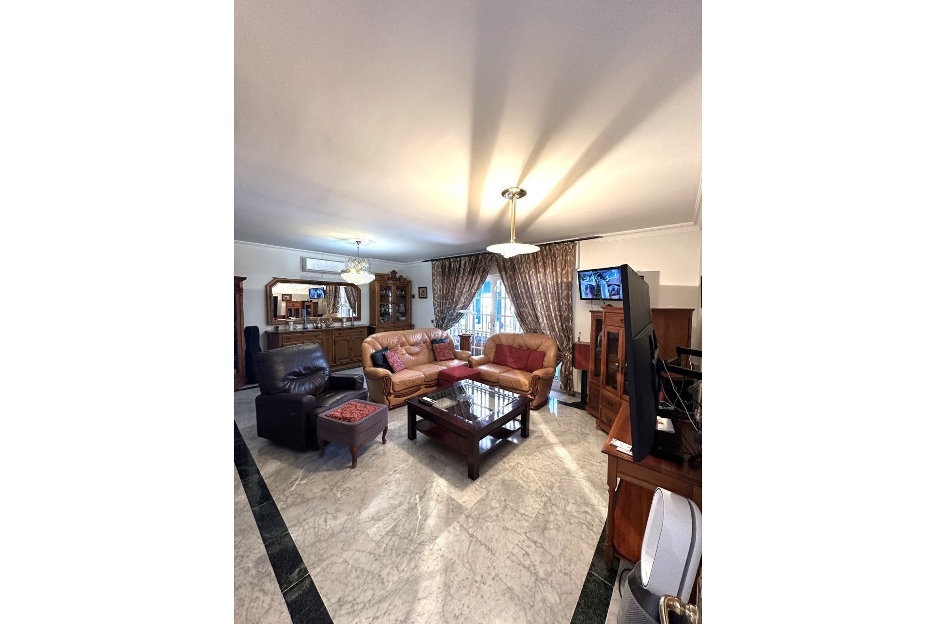 Rynek wtórny - Villa - Marbella - San Pedro de Alcántara