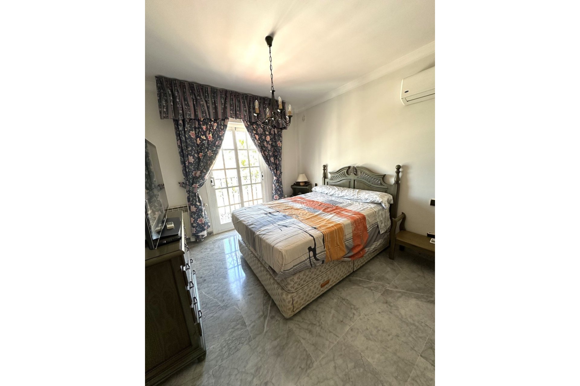 Rynek wtórny - Villa - Marbella - San Pedro de Alcántara