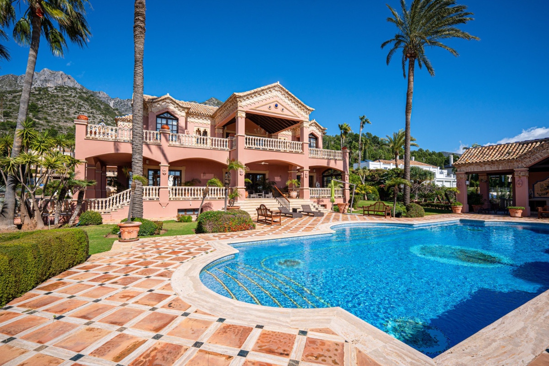 Rynek wtórny - Villa - Marbella - Sierra Blanca