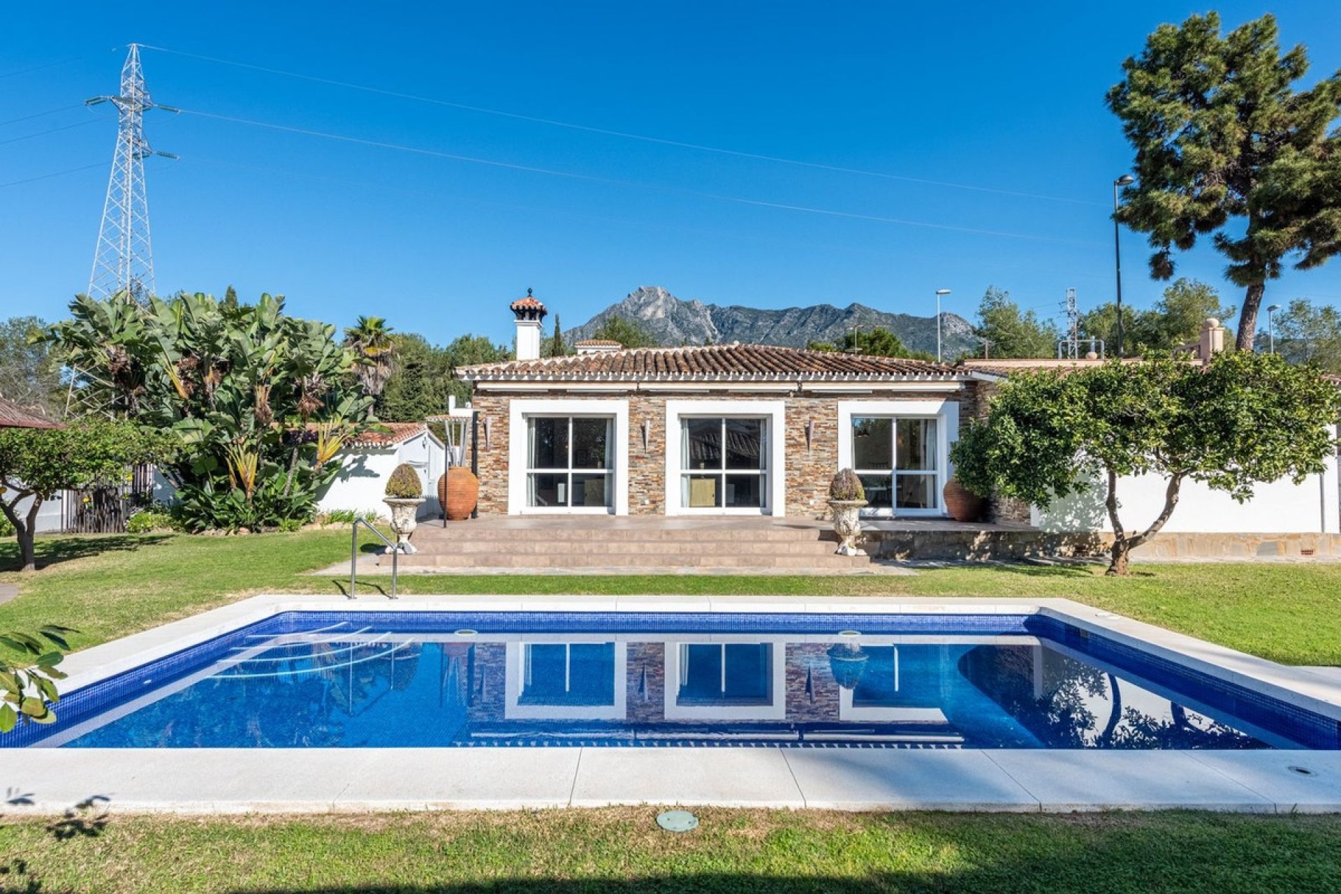 Rynek wtórny - Villa - Marbella - The Golden Mile