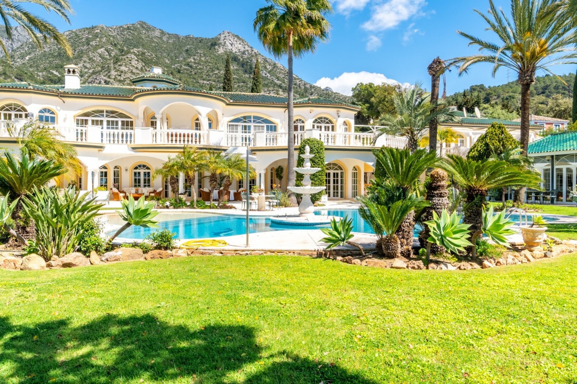 Rynek wtórny - Villa - Marbella - The Golden Mile