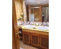 Rynek wtórny - Villa - Marbella - The Golden Mile