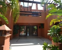 Rynek wtórny - Villa - Marbella - The Golden Mile