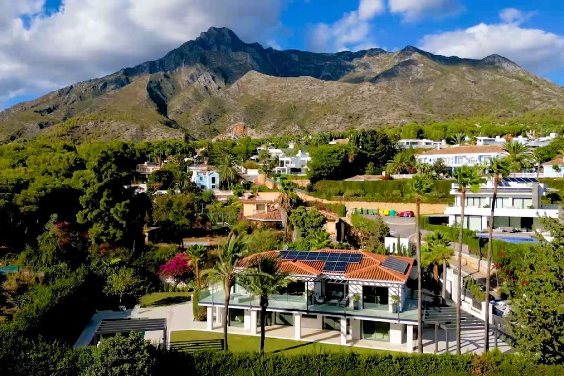 Rynek wtórny - Villa - Marbella - The Golden Mile