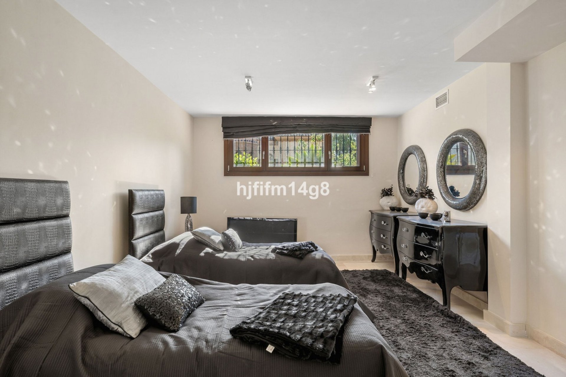 Rynek wtórny - Villa - Marbella - The Golden Mile