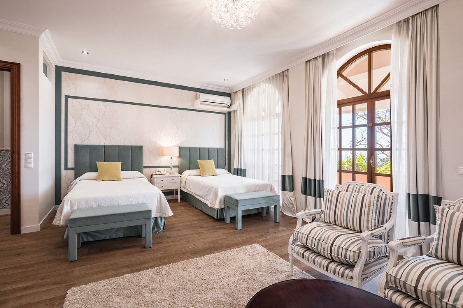 Rynek wtórny - Villa - Marbella - The Golden Mile
