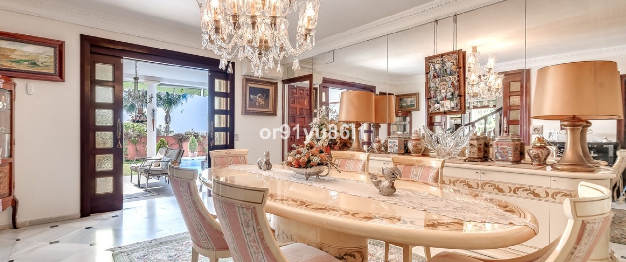Rynek wtórny - Villa - Marbella - The Golden Mile