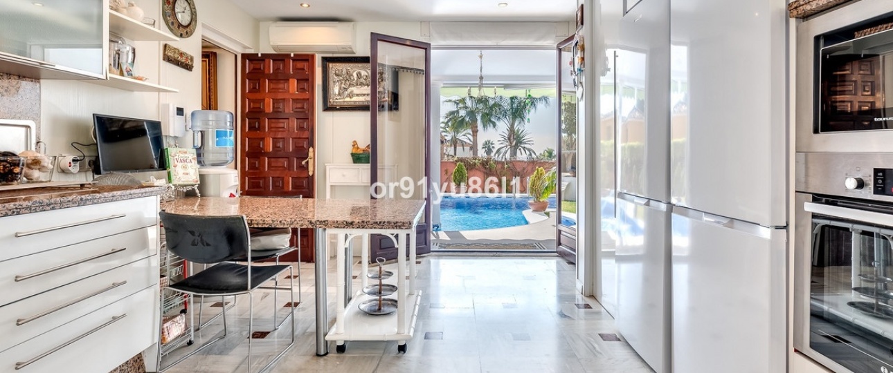 Rynek wtórny - Villa - Marbella - The Golden Mile
