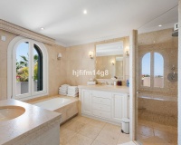 Rynek wtórny - Villa - Marbella - The Golden Mile