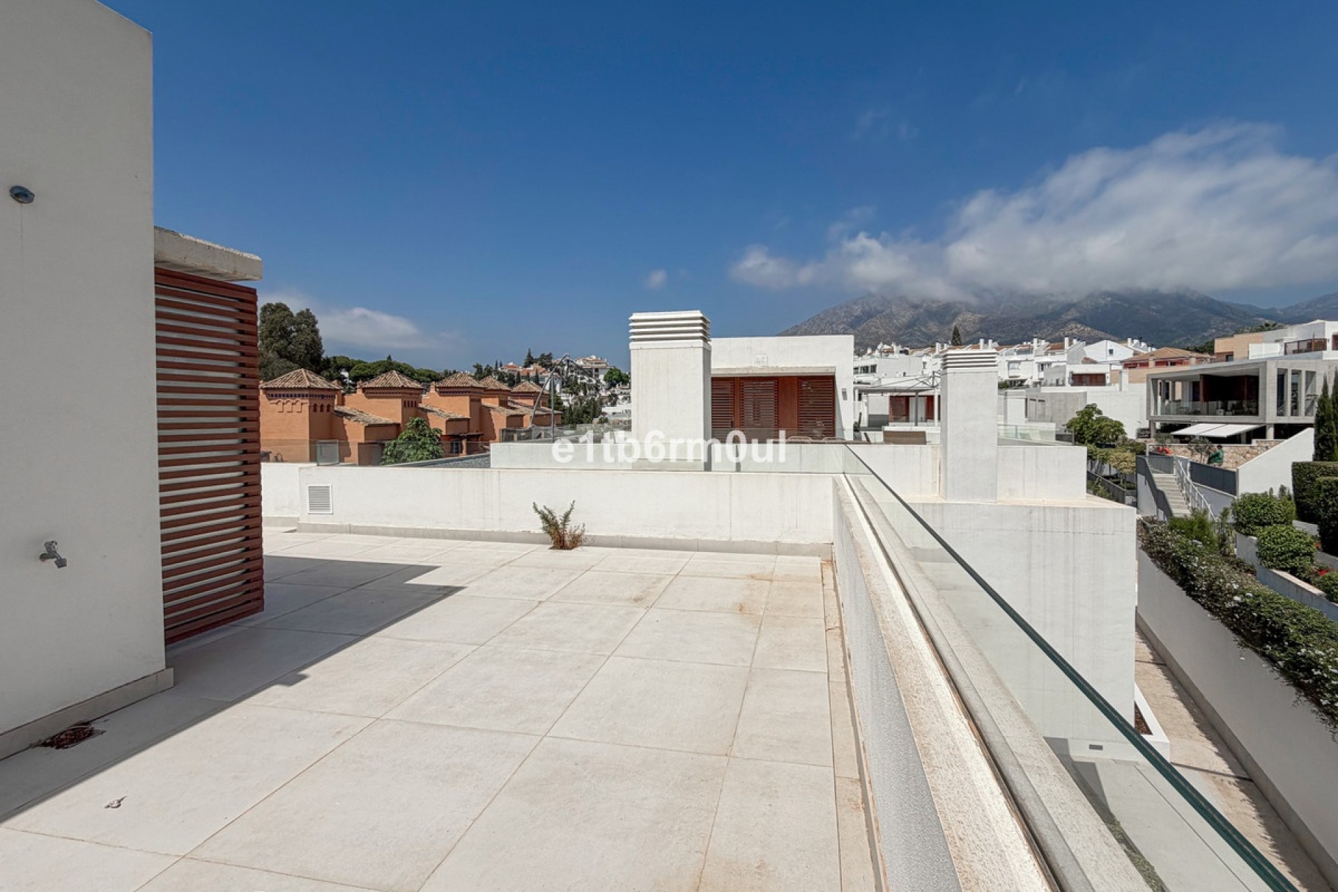 Rynek wtórny - Villa - Marbella - The Golden Mile
