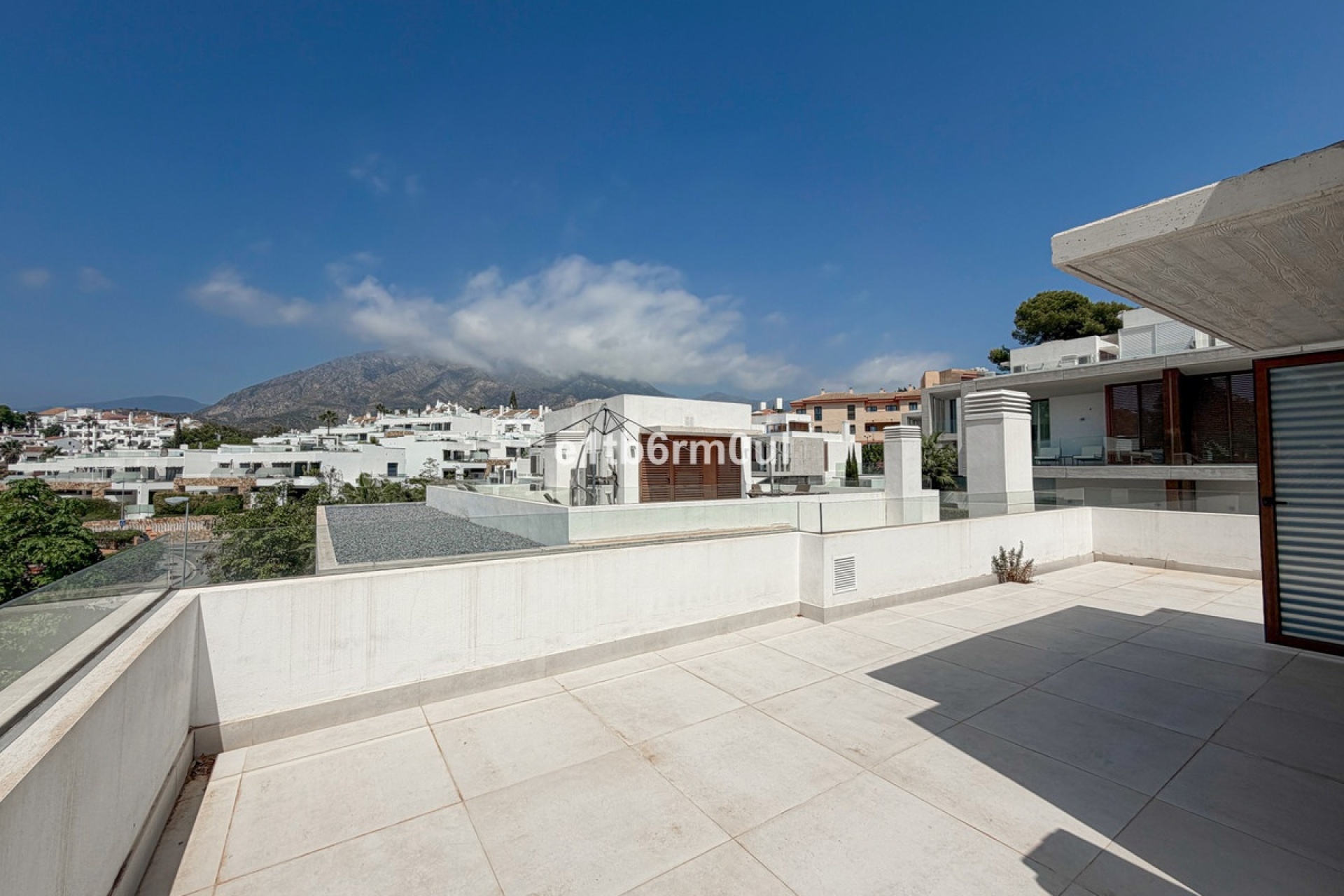 Rynek wtórny - Villa - Marbella - The Golden Mile