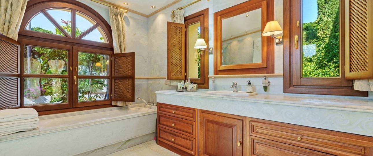 Rynek wtórny - Villa - Marbella - The Golden Mile