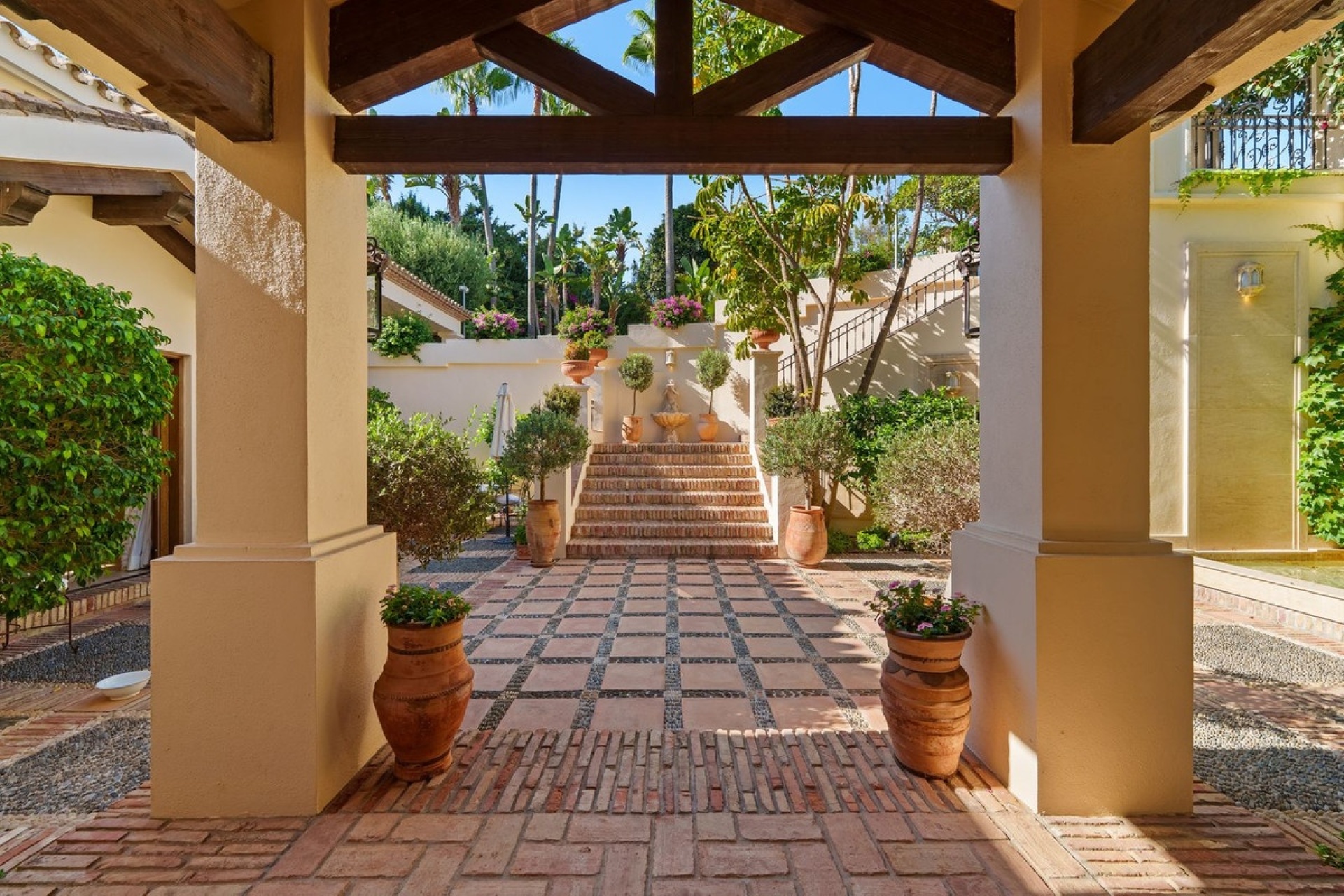 Rynek wtórny - Villa - Marbella - The Golden Mile