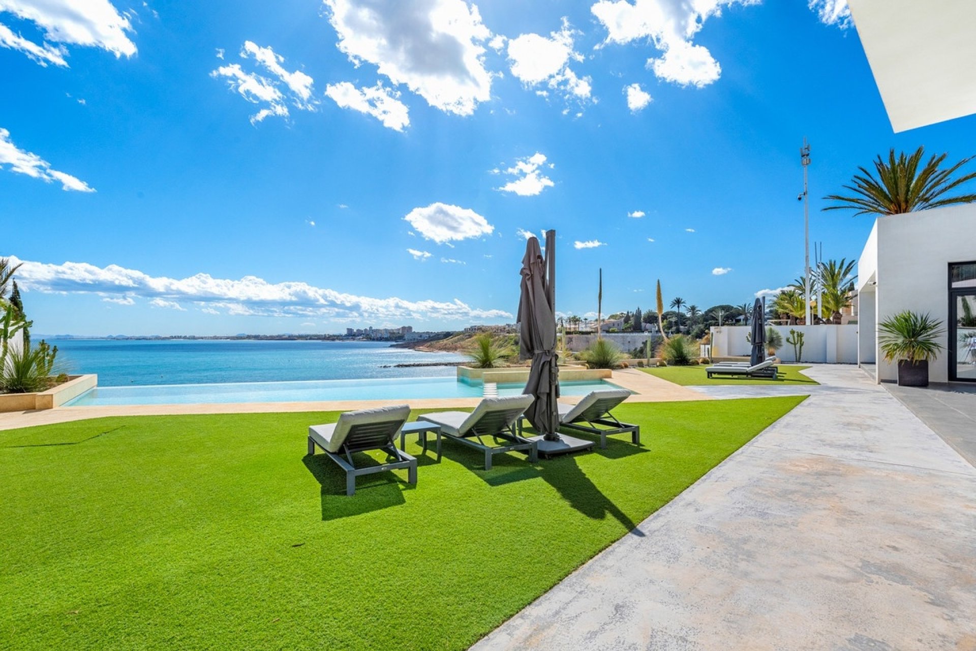 Rynek wtórny - Villa - Orihuela - Cabo Roig