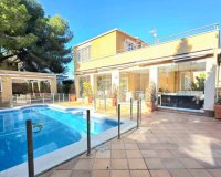 Rynek wtórny - Villa - Orihuela - Campoamor