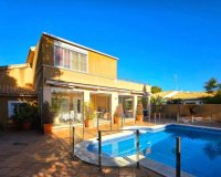 Rynek wtórny - Villa - Orihuela - Campoamor