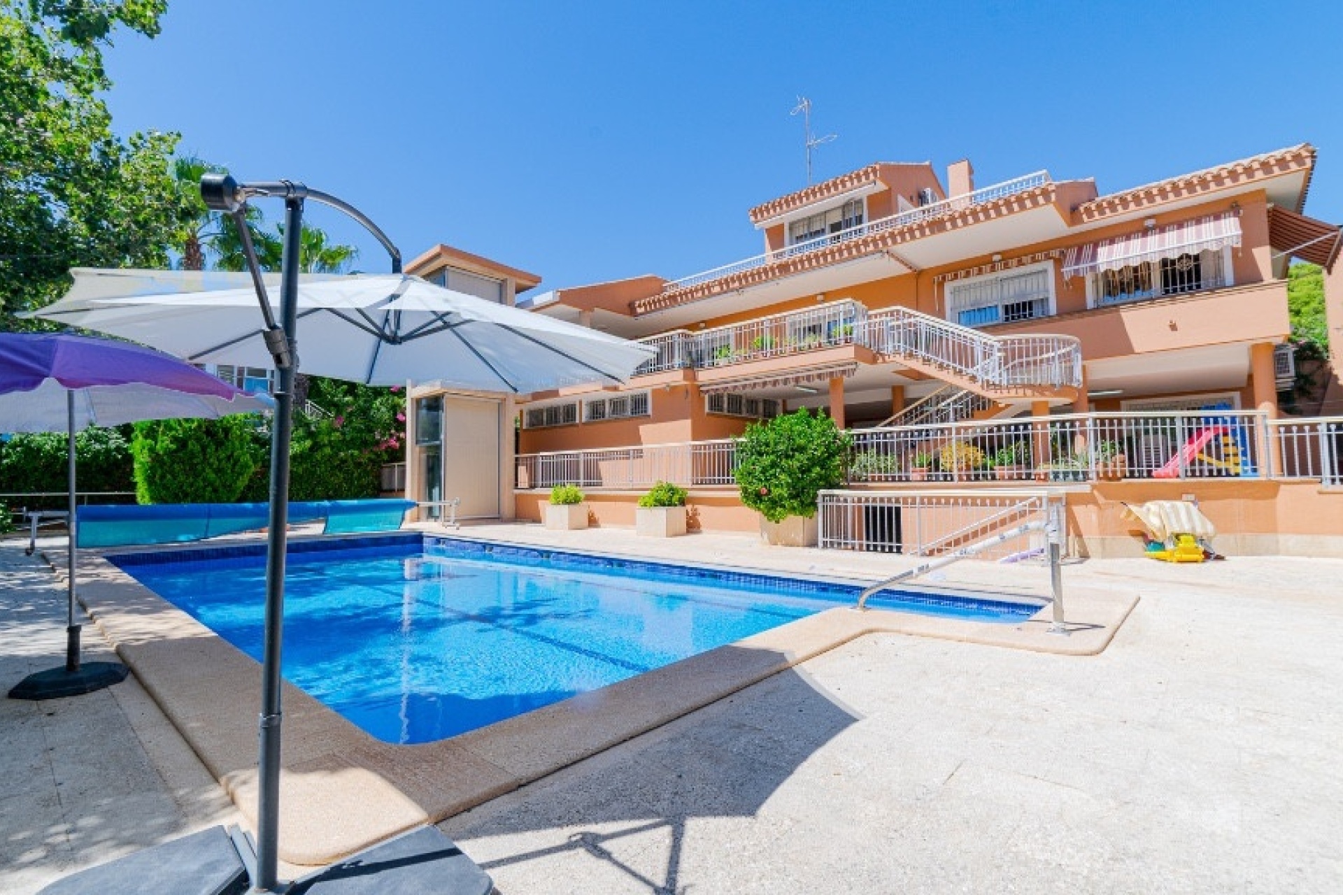 Rynek wtórny - Villa - Orihuela - Campoamor