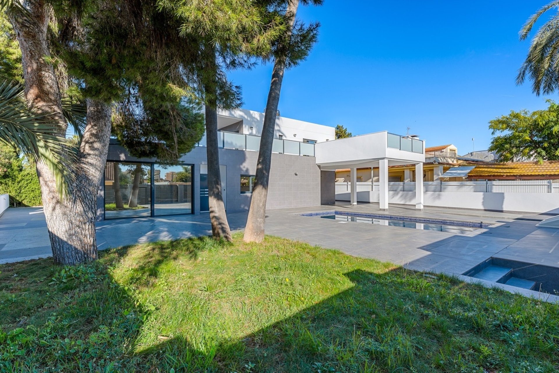 Rynek wtórny - Villa - Orihuela - Campoamor