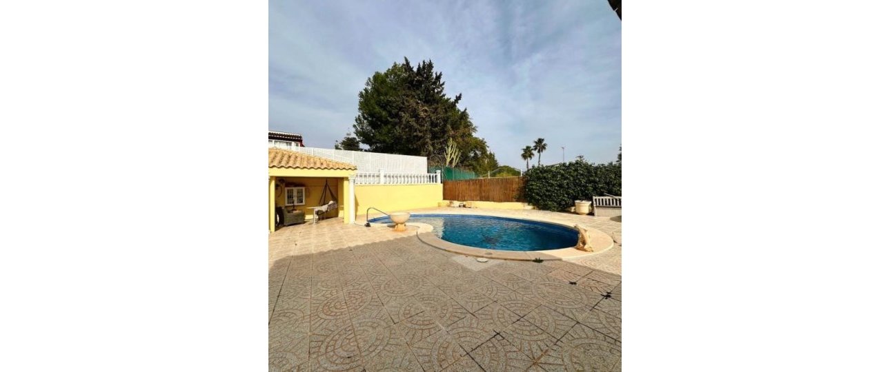 Rynek wtórny - Villa - Orihuela - Campoamor