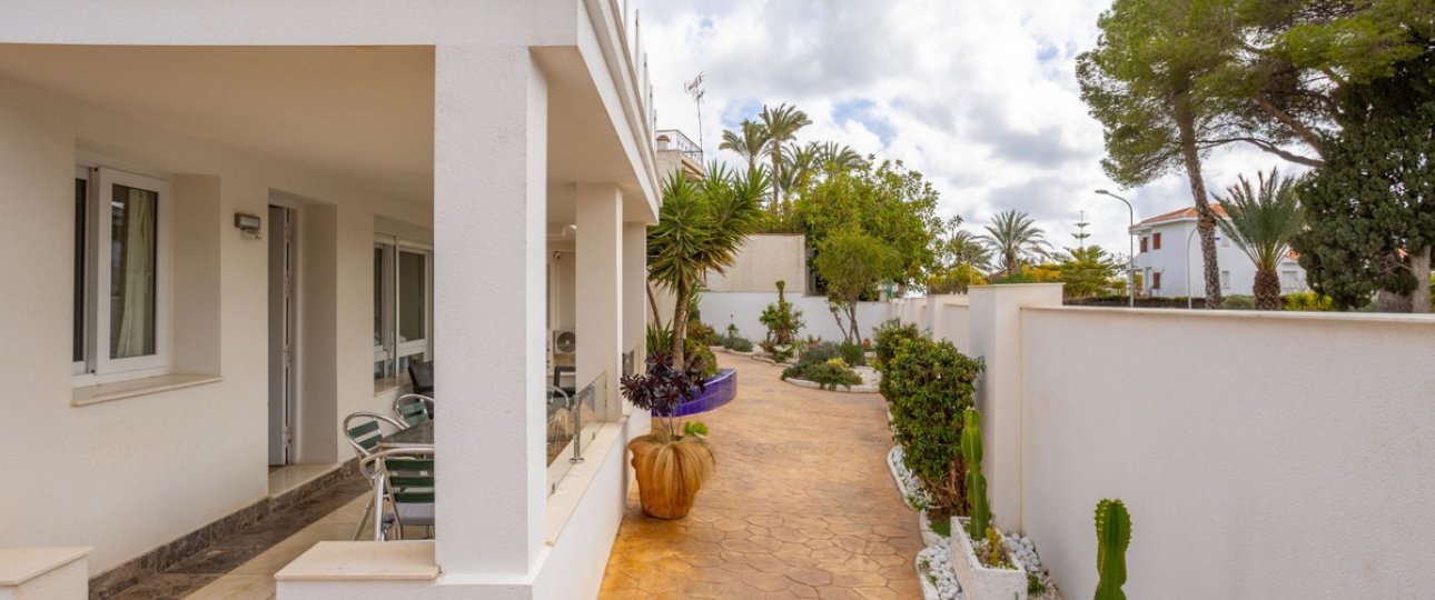 Rynek wtórny - Villa - Orihuela - Campoamor