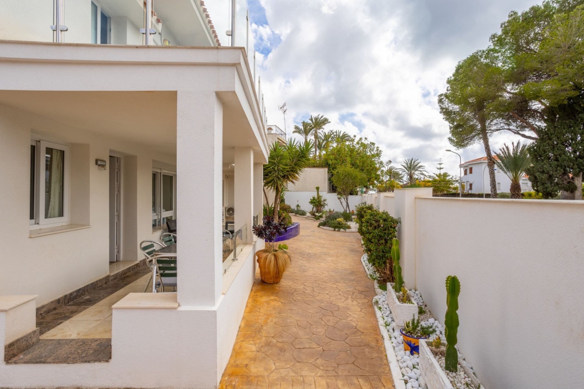 Rynek wtórny - Villa - Orihuela - Campoamor