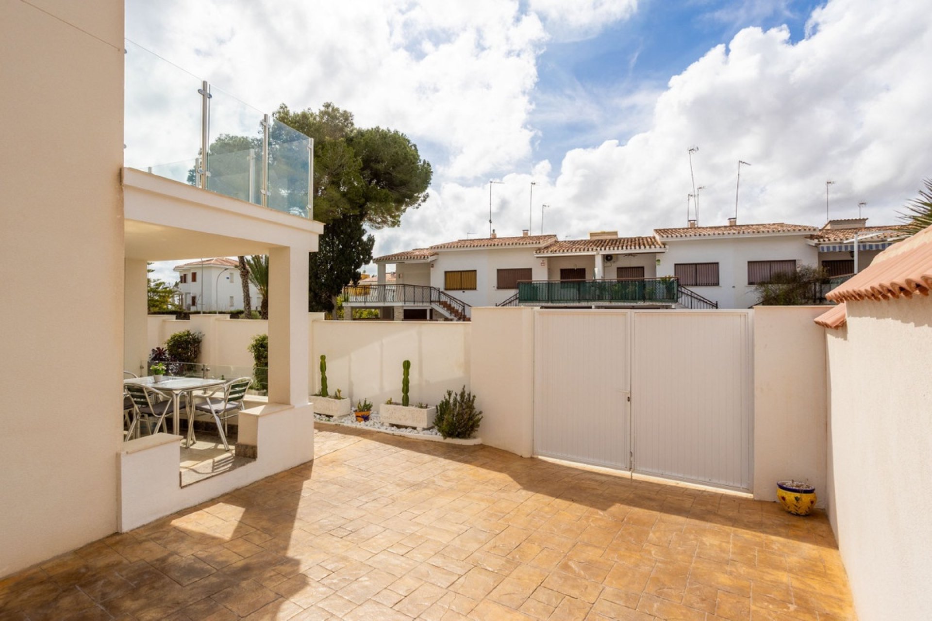 Rynek wtórny - Villa - Orihuela - Campoamor