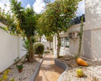 Rynek wtórny - Villa - Orihuela - Campoamor