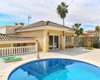 Rynek wtórny - Villa - Orihuela - Dehesa de Campoamor