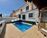 Rynek wtórny - Villa - Orihuela - La Zenia