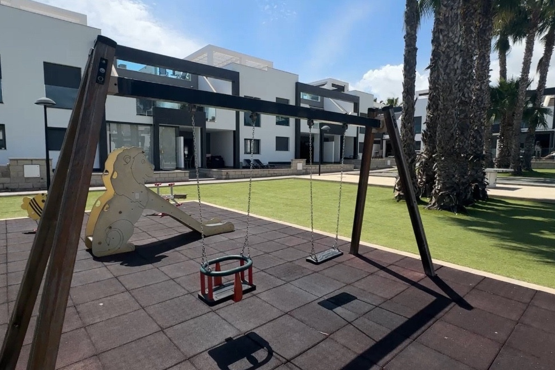 Rynek wtórny - Villa - Orihuela - La Zenia
