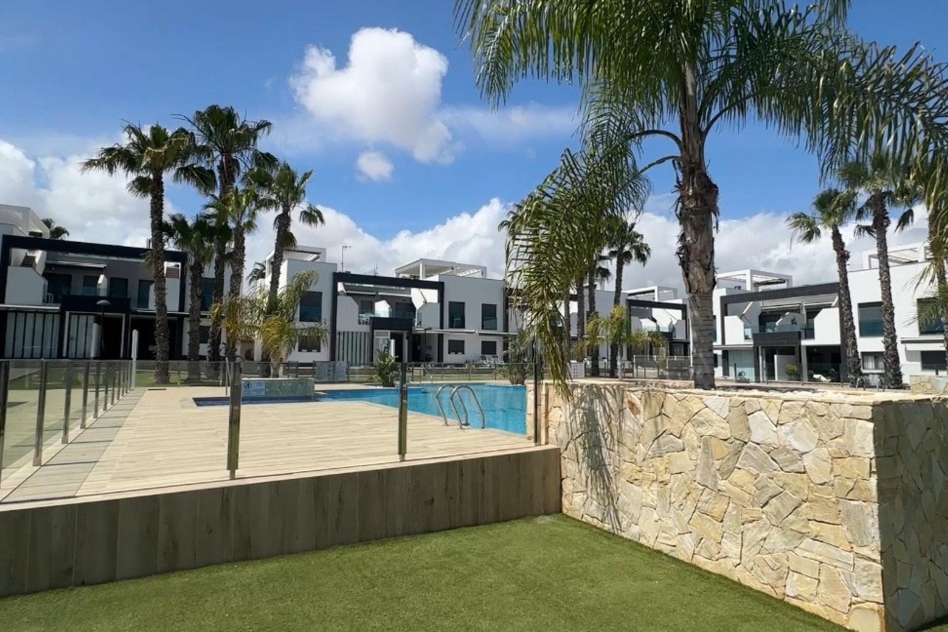 Rynek wtórny - Villa - Orihuela - La Zenia