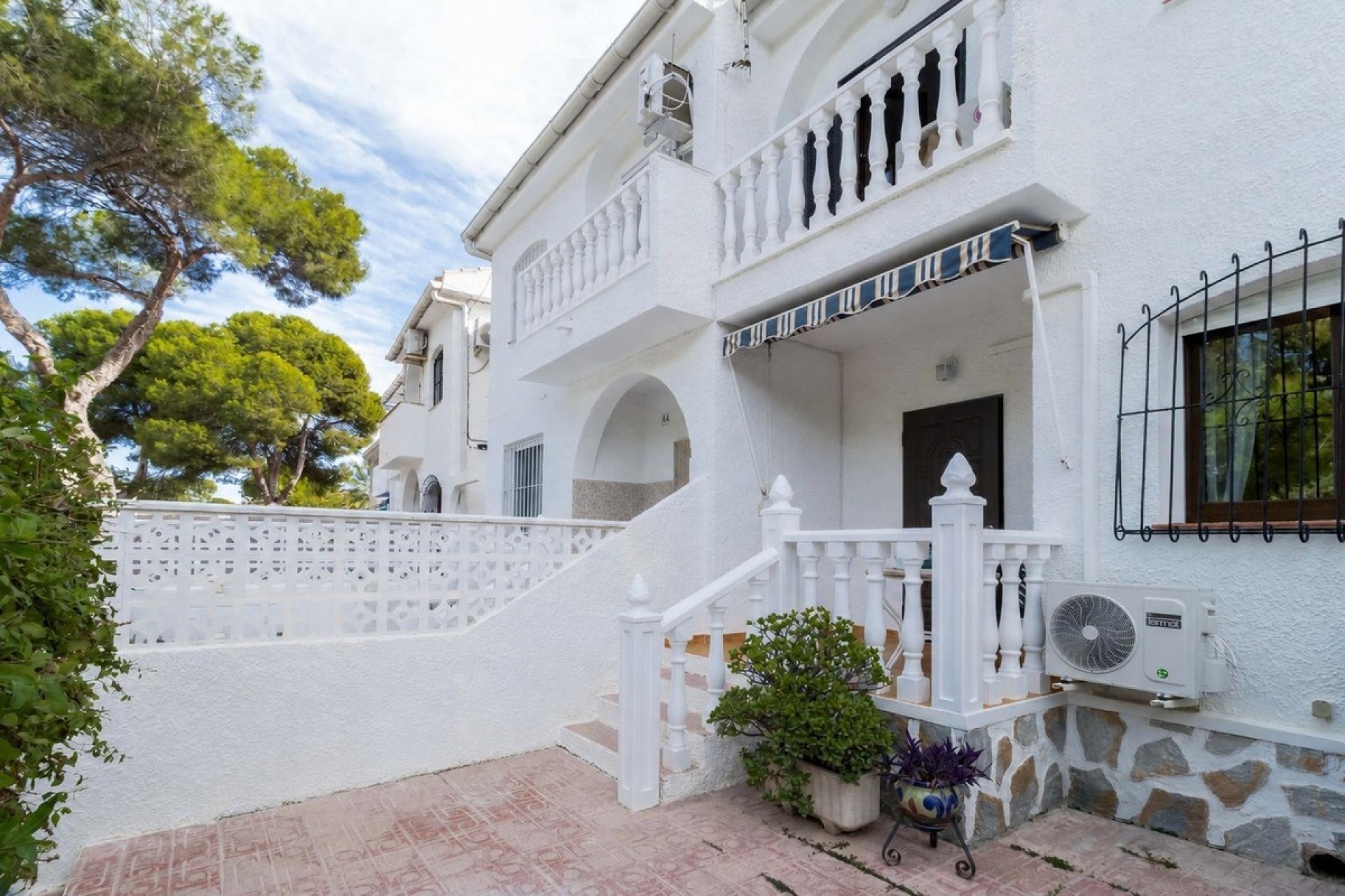 Rynek wtórny - Villa - Orihuela - La Zenia