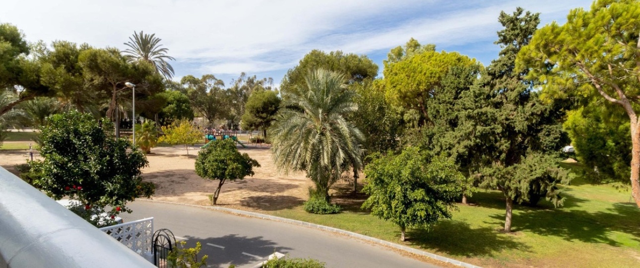 Rynek wtórny - Villa - Orihuela - La Zenia