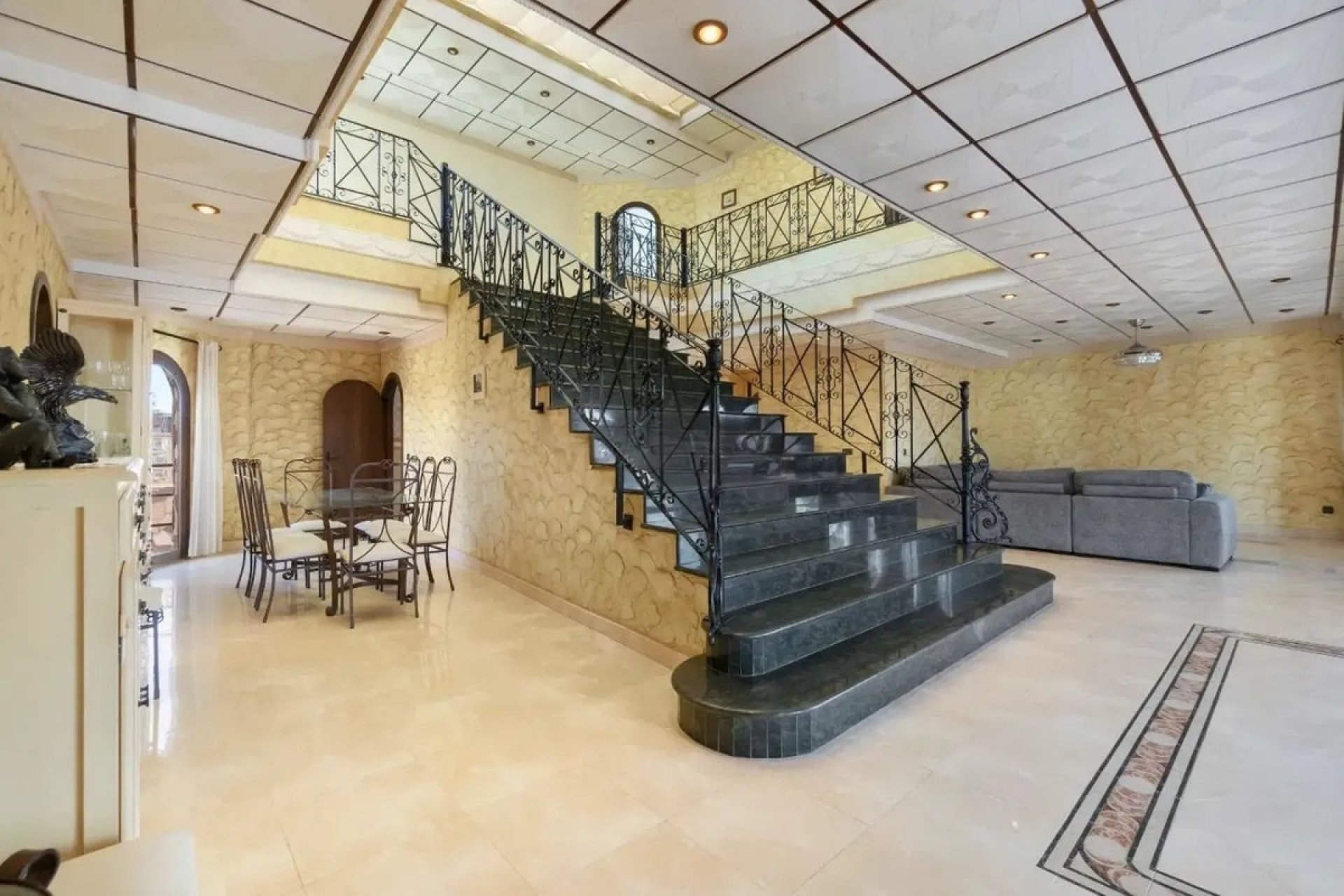 Rynek wtórny - Villa - Orihuela - La Zenia