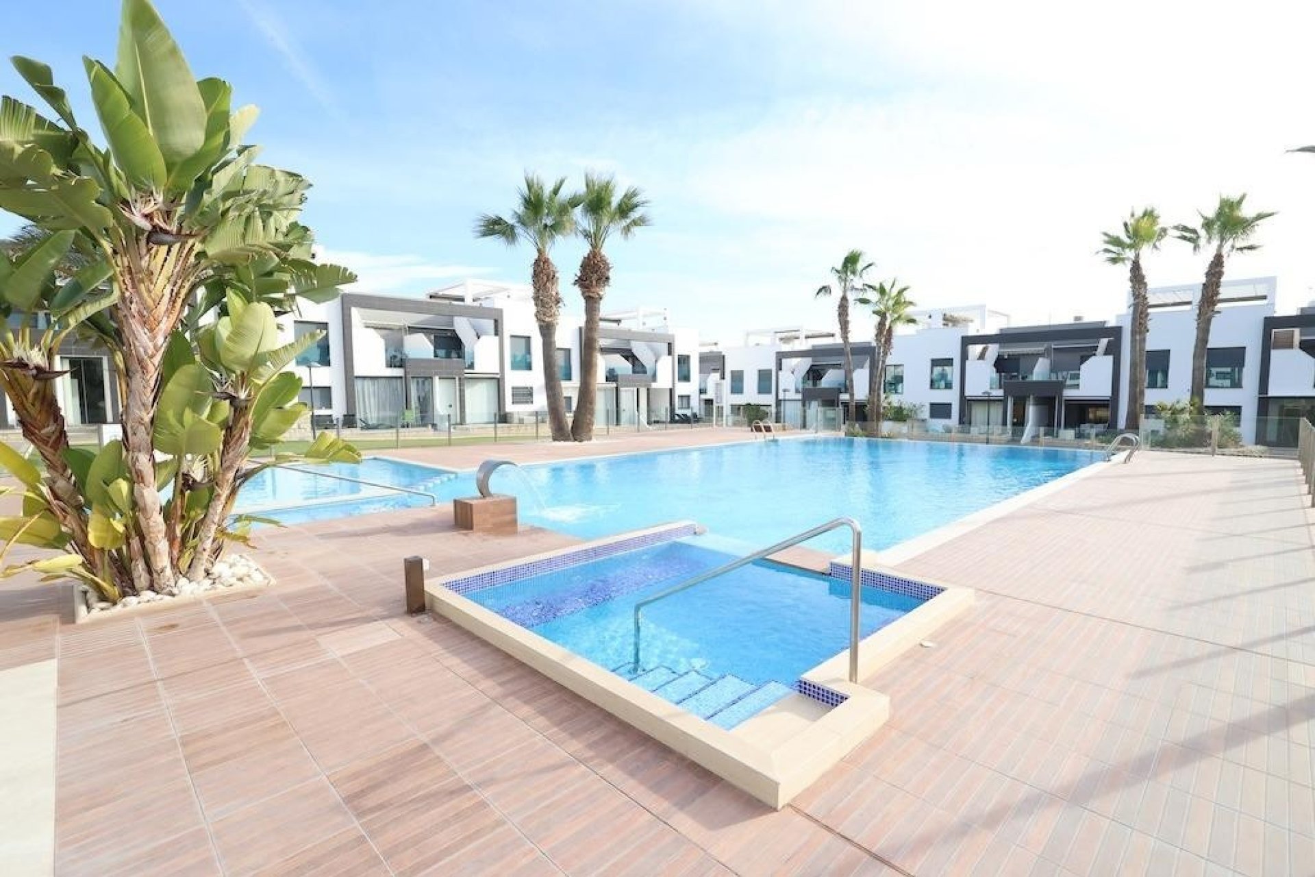 Rynek wtórny - Villa - Orihuela - La Zenia