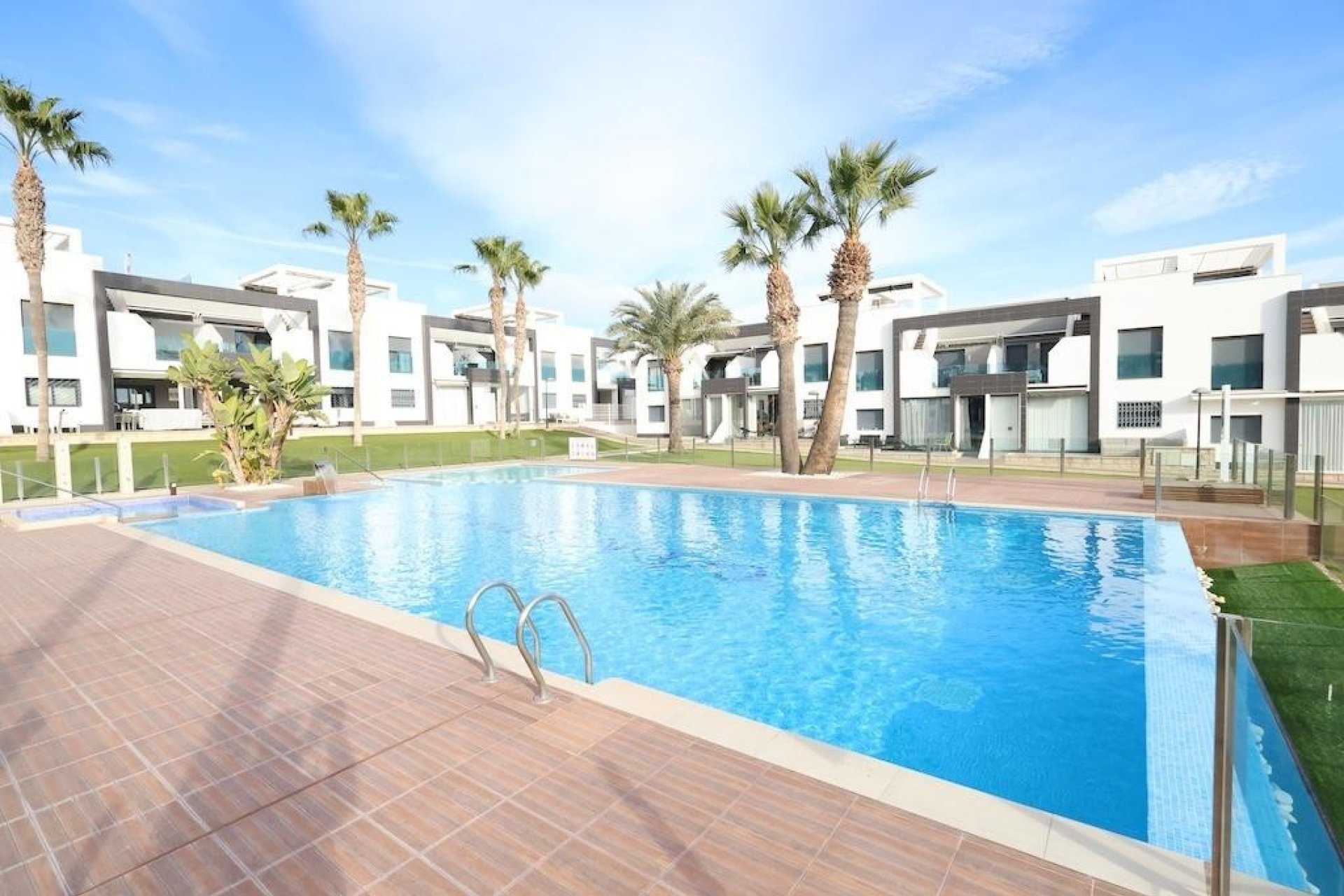 Rynek wtórny - Villa - Orihuela - La Zenia